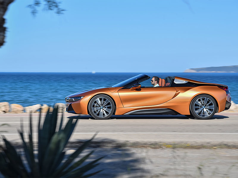 هل سيارة BMW i8 هي أفضل السيارات الخارقة؟